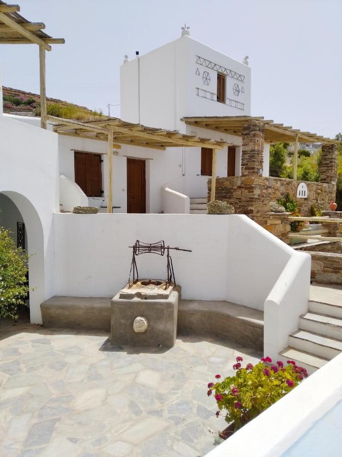 Aegean Sunset Apartment Kionia Exterior photo
