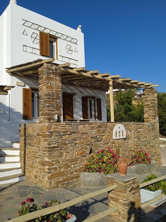 Aegean Sunset Apartment Kionia Exterior photo