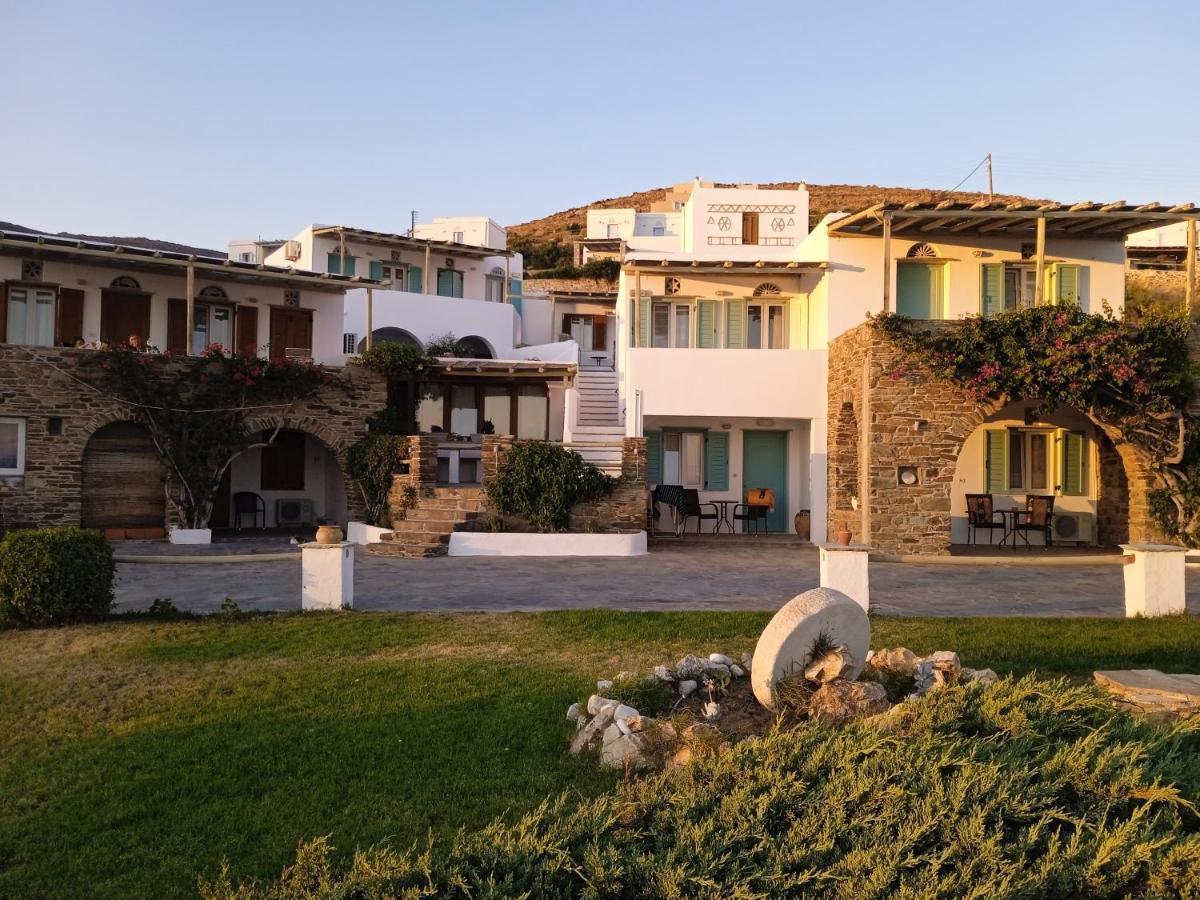 Aegean Sunset Apartment Kionia Exterior photo