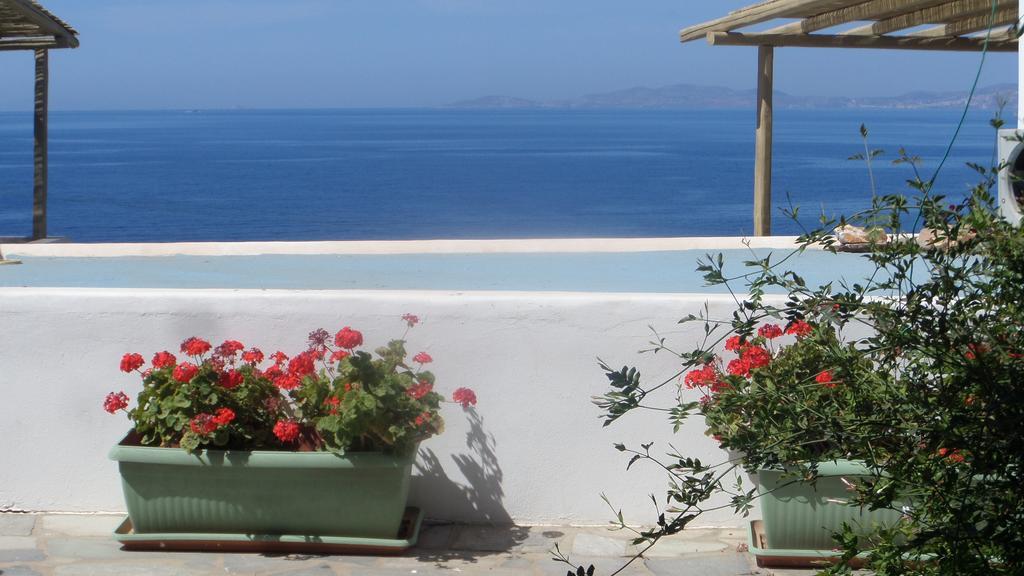 Aegean Sunset Apartment Kionia Exterior photo